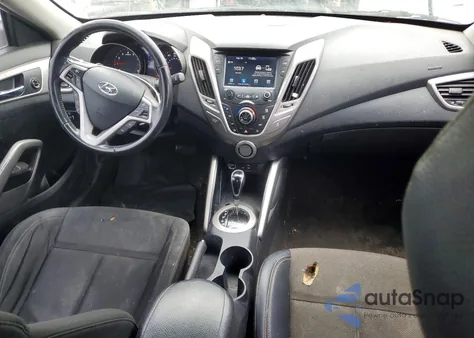 2017 Hyundai Veloster Base z USA, uszkodzony, nr VIN KMHTC6AD7HU307285